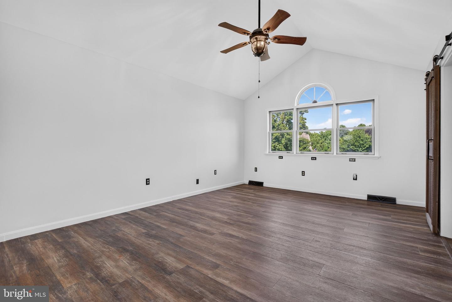 5 Village Dr Property Photo 26
