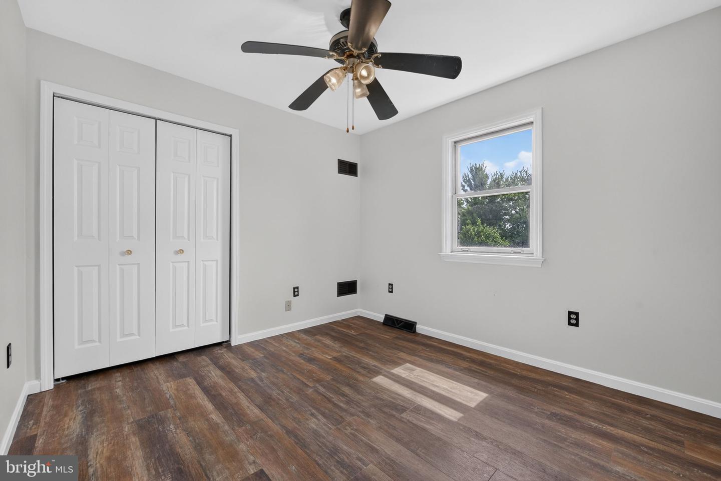 5 Village Dr Property Photo 33