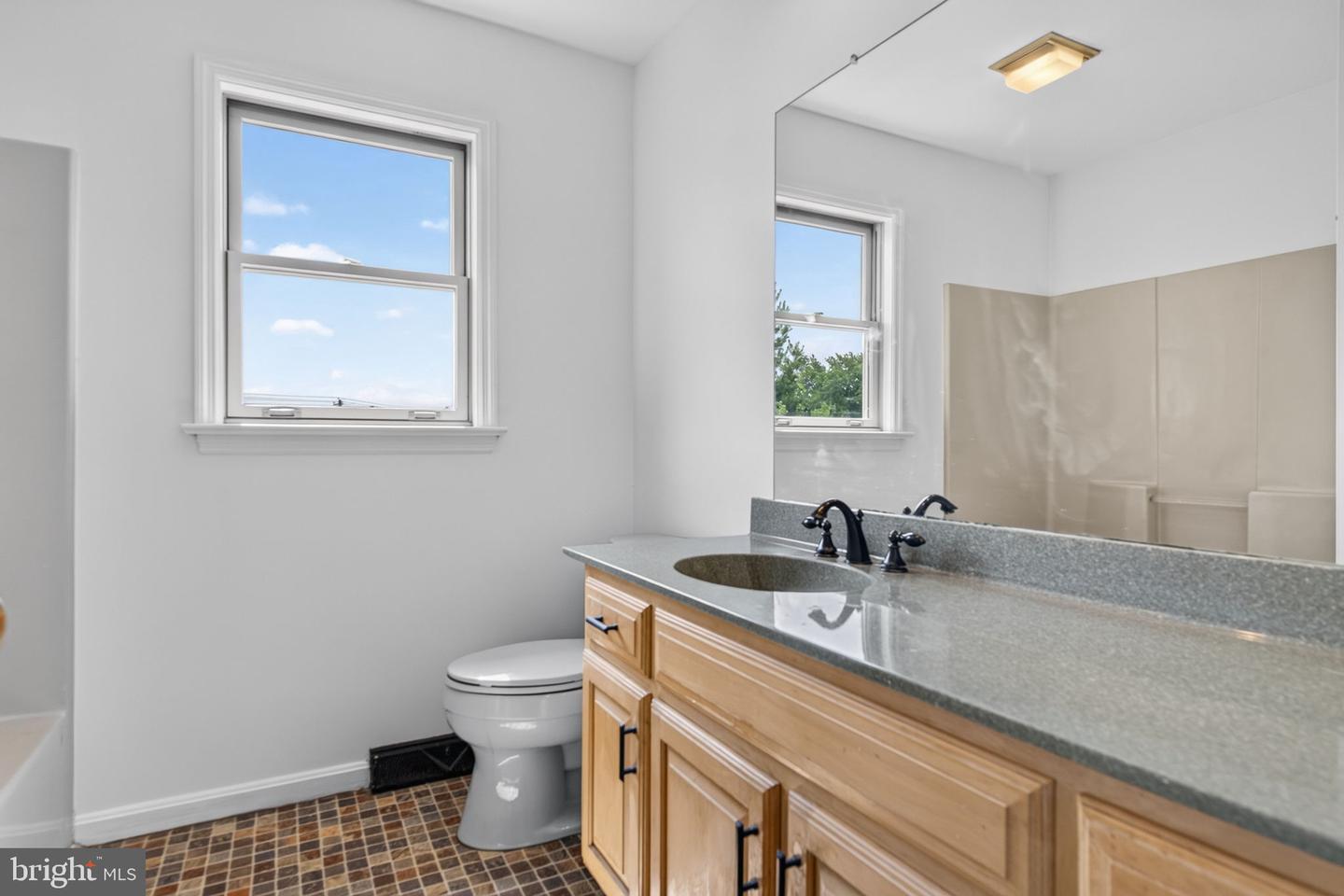 5 Village Dr Property Photo 36