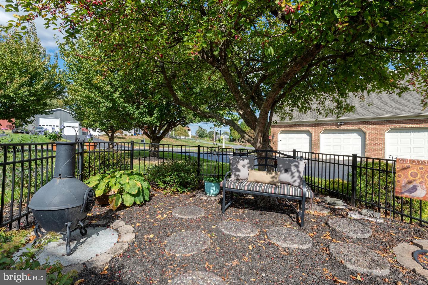 5 Village Dr Property Photo 47