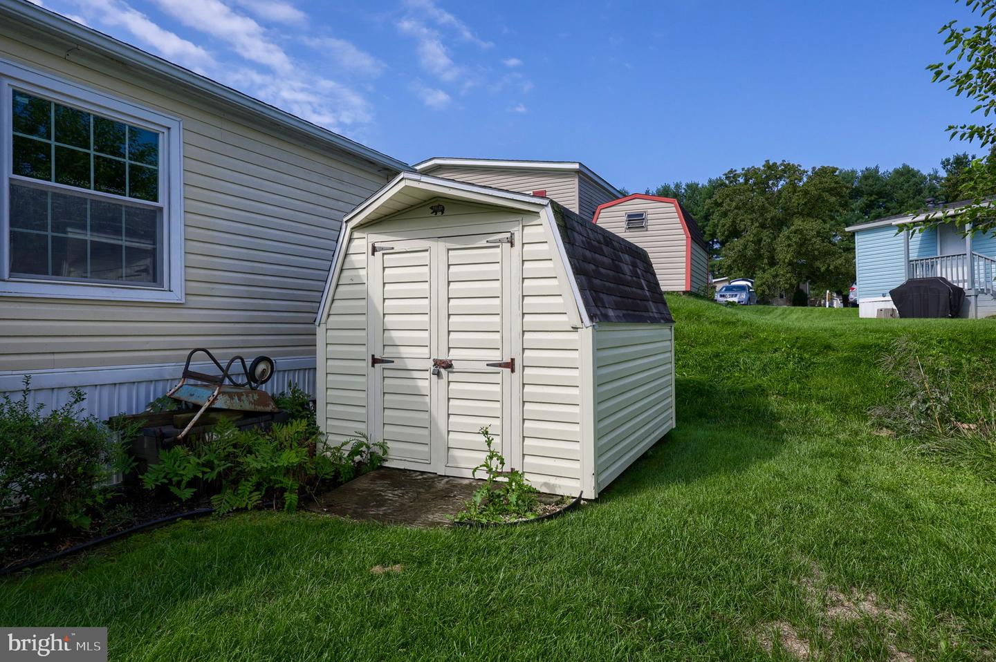 109 Jemfield Ct Property Photo 8