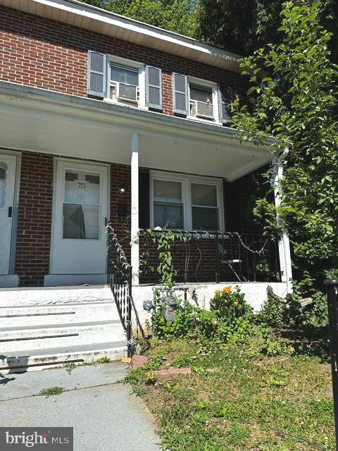 75 Prospect St Property Photo 2