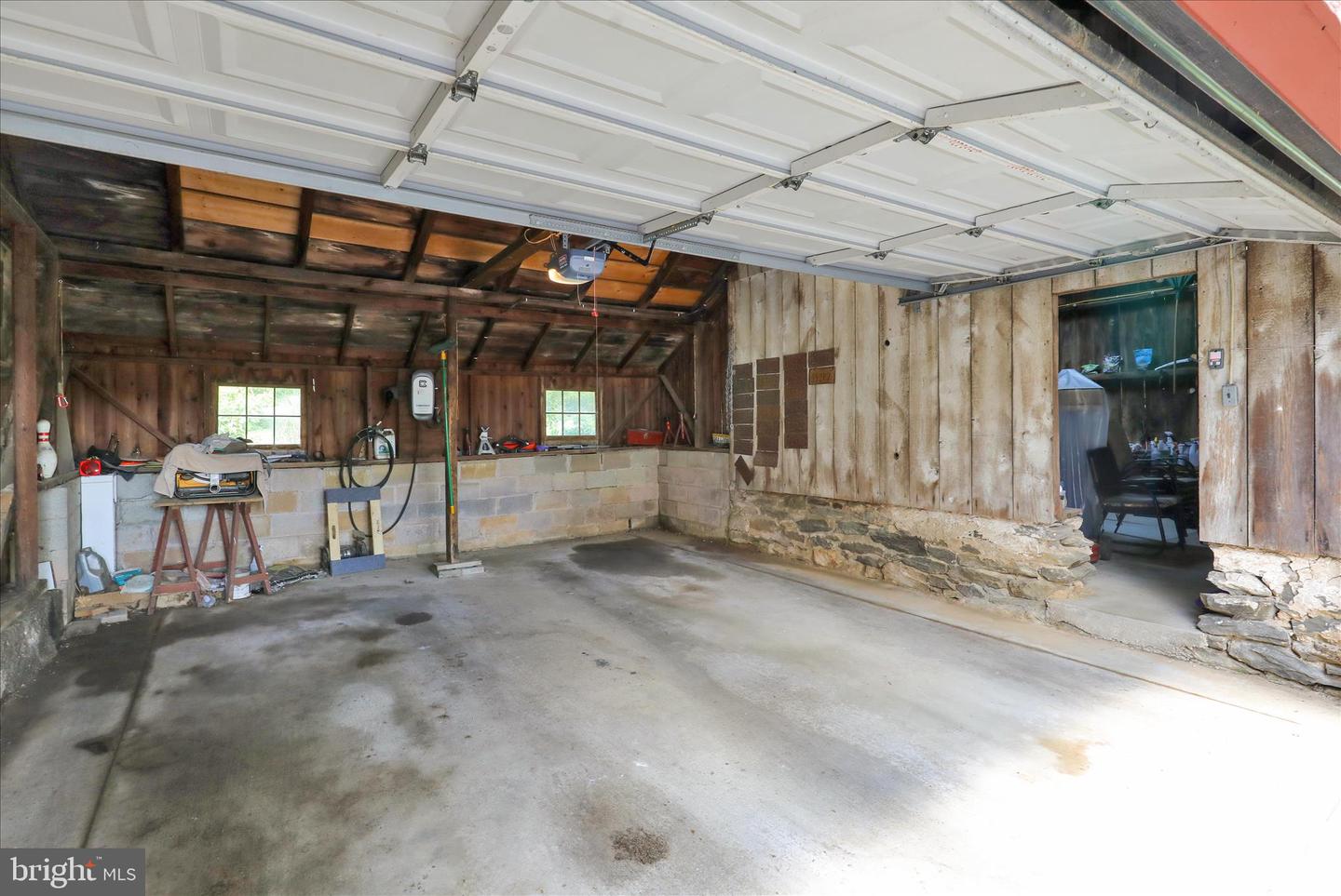 400 Baumgardner Rd Property Photo 13