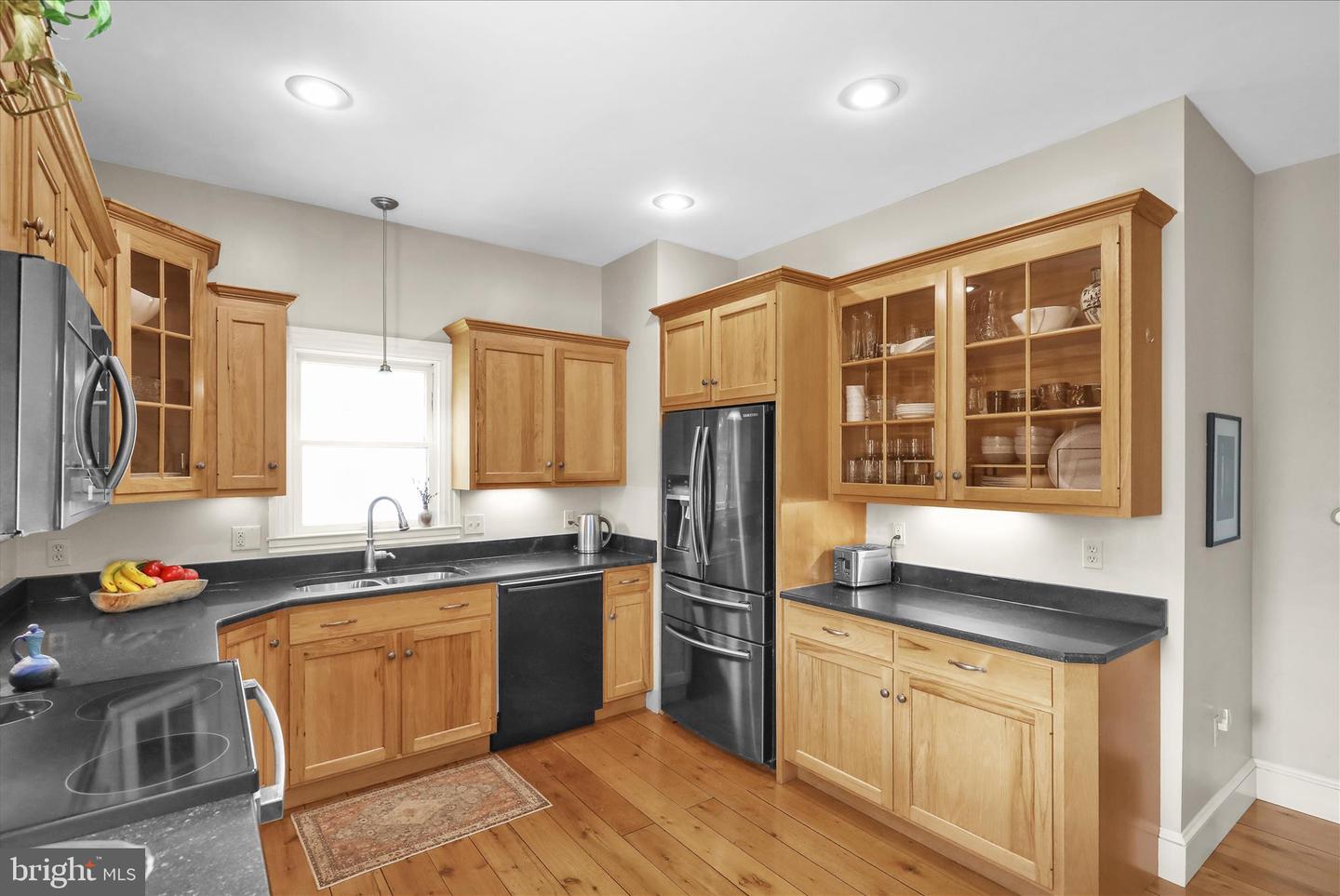 400 Baumgardner Rd Property Photo 23