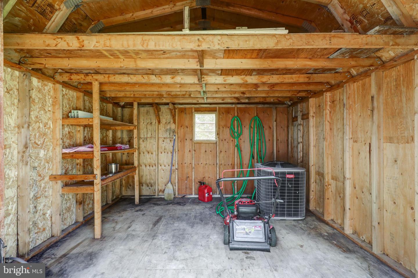 75 Lobin Rd Property Photo 22