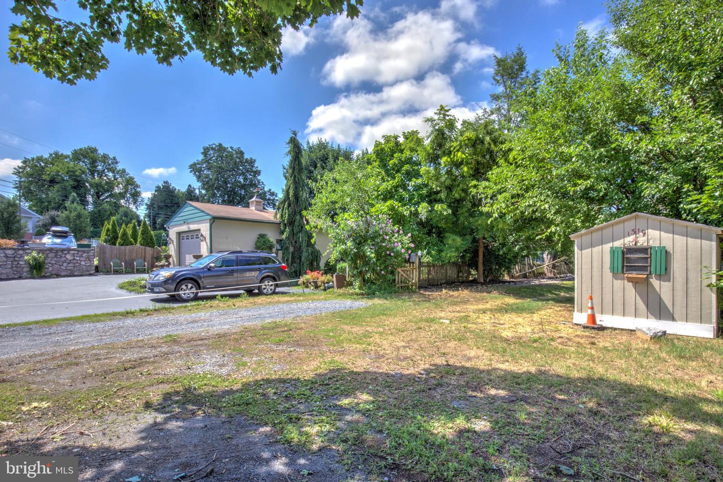1319 W Main St Property Photo 43