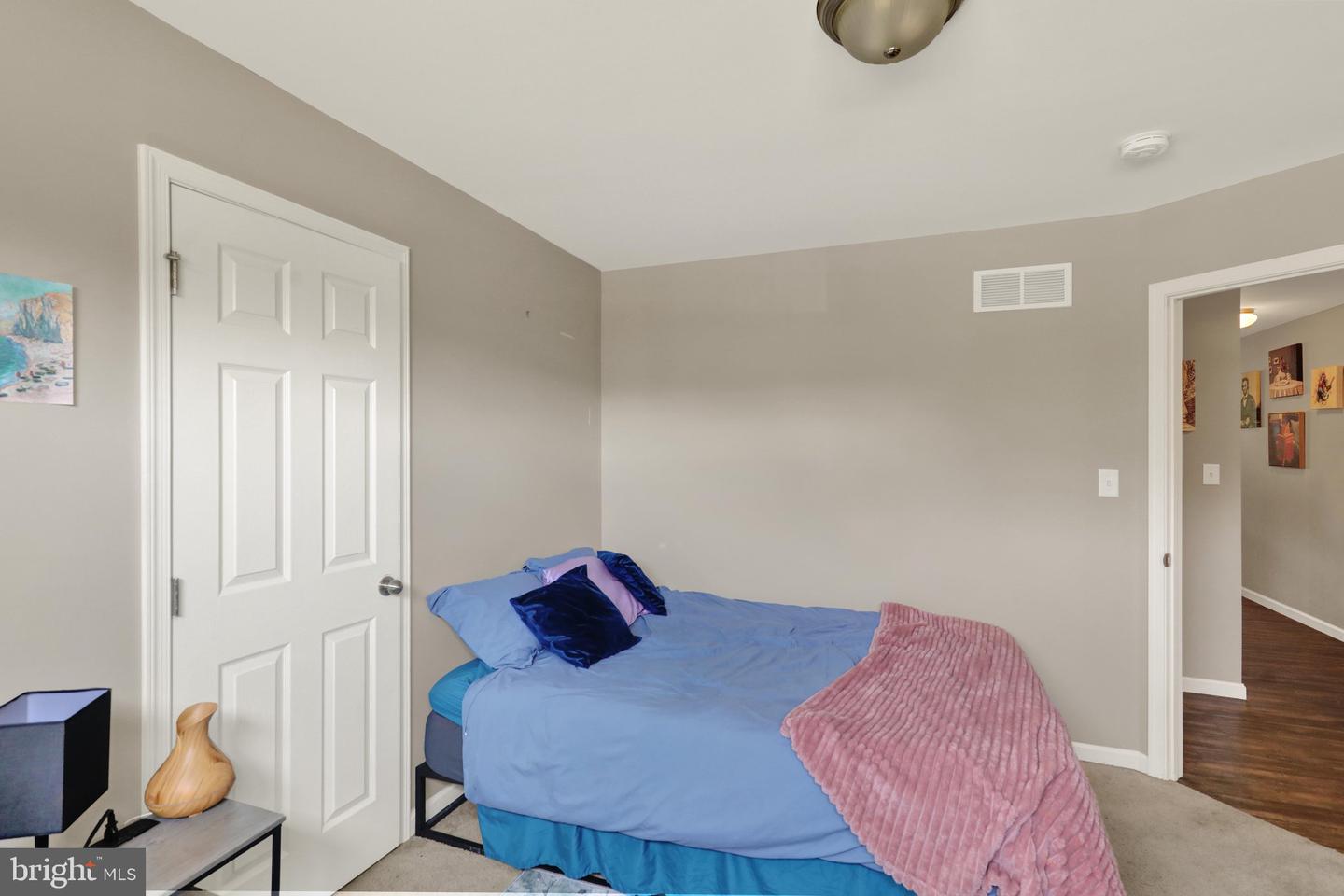 2 Rollingview Ln Property Photo 17