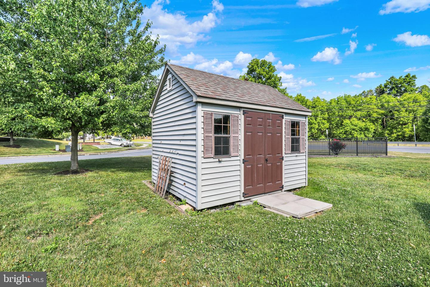 2 Rollingview Ln Property Photo 37
