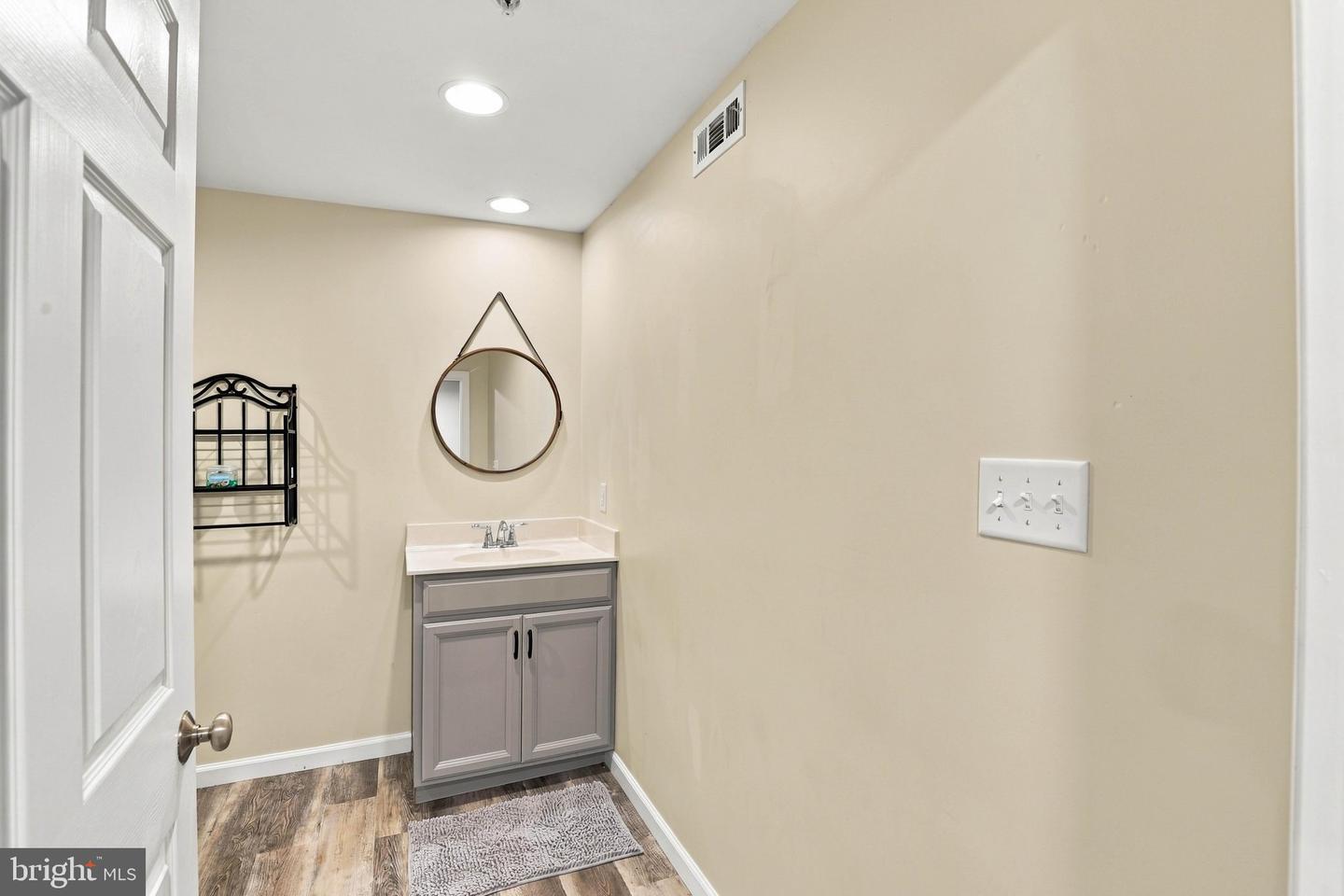 137 Goldenfield Dr Property Photo 38