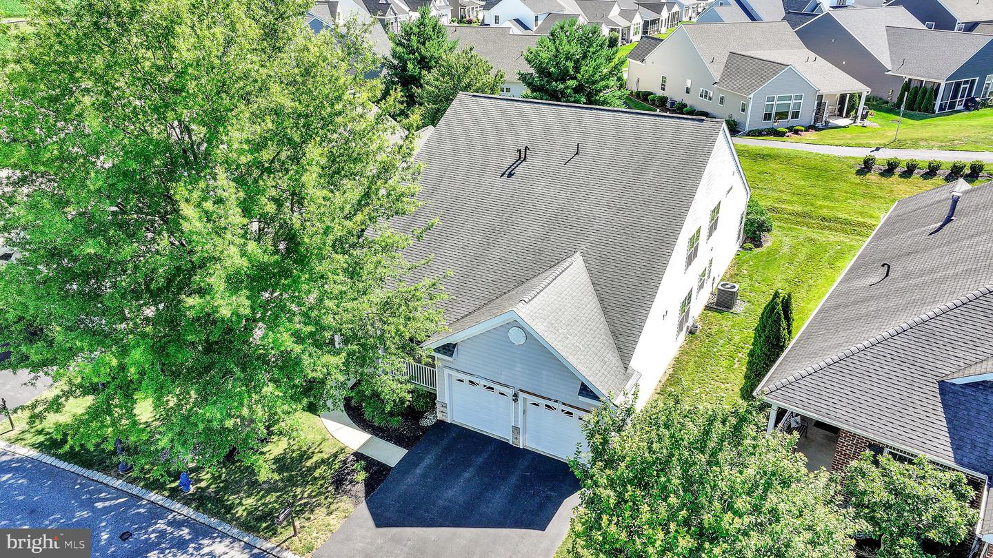 1546 EMERSON DR