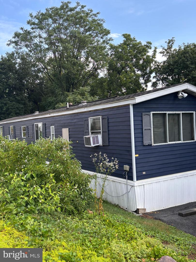 8 E Pearl Dr Property Photo 8