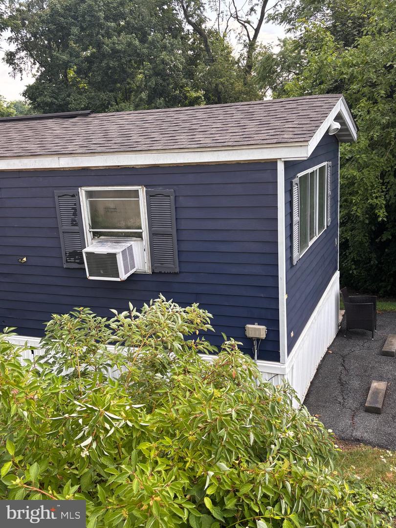 8 E Pearl Dr Property Photo 10