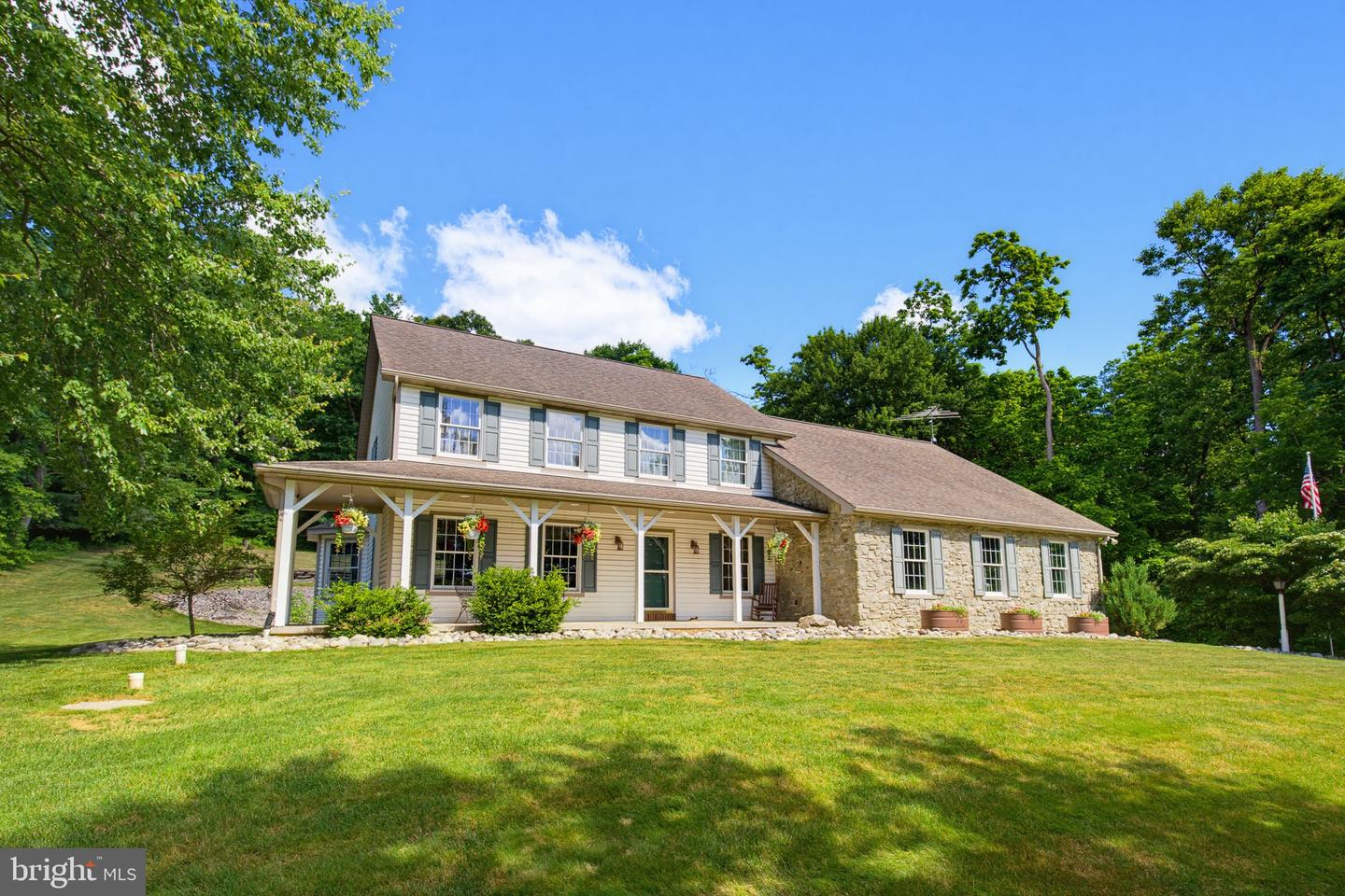 849 Pilgrims Pathway Property Photo 1