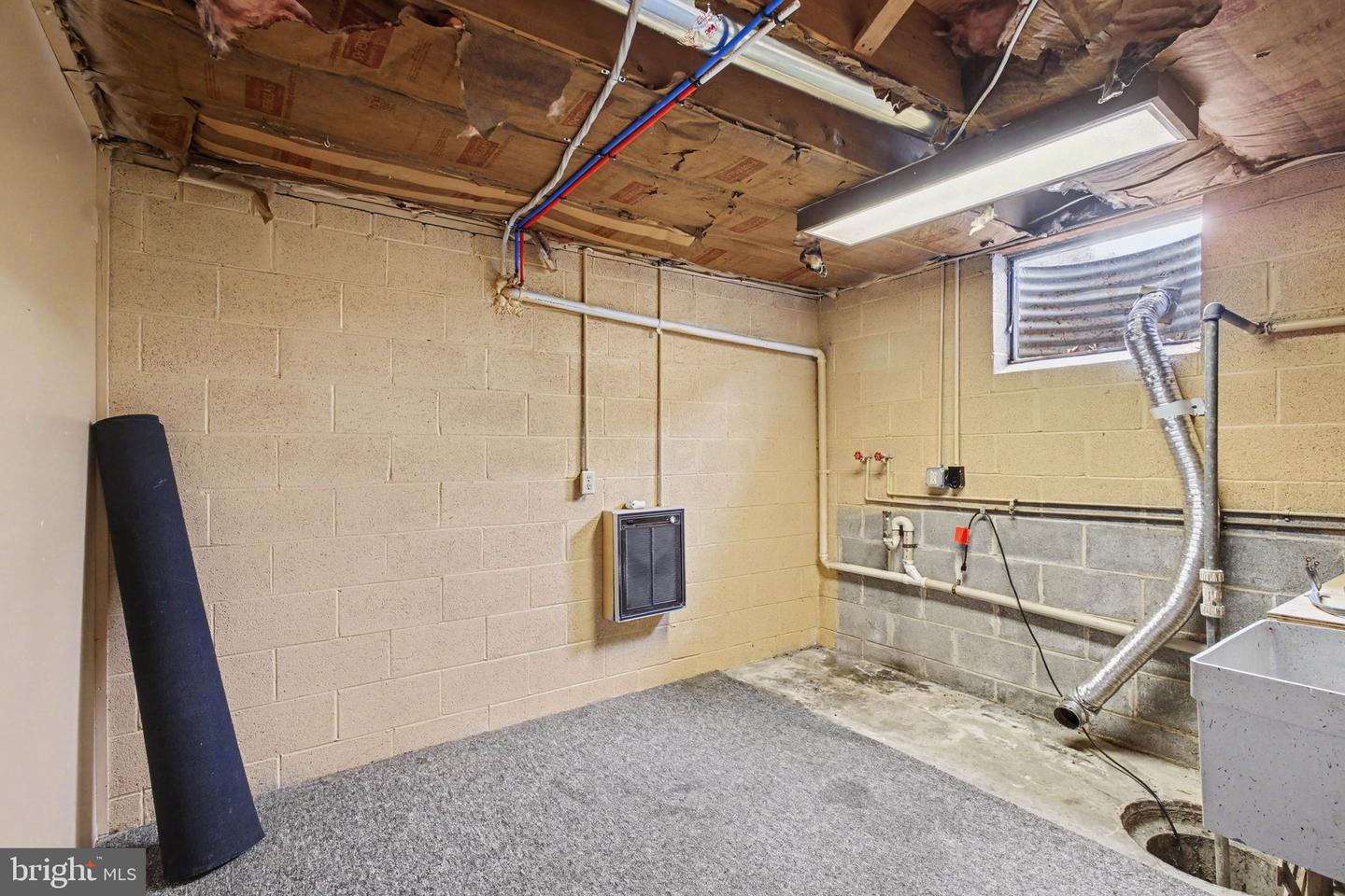 203 Whittier Ln Property Photo 21