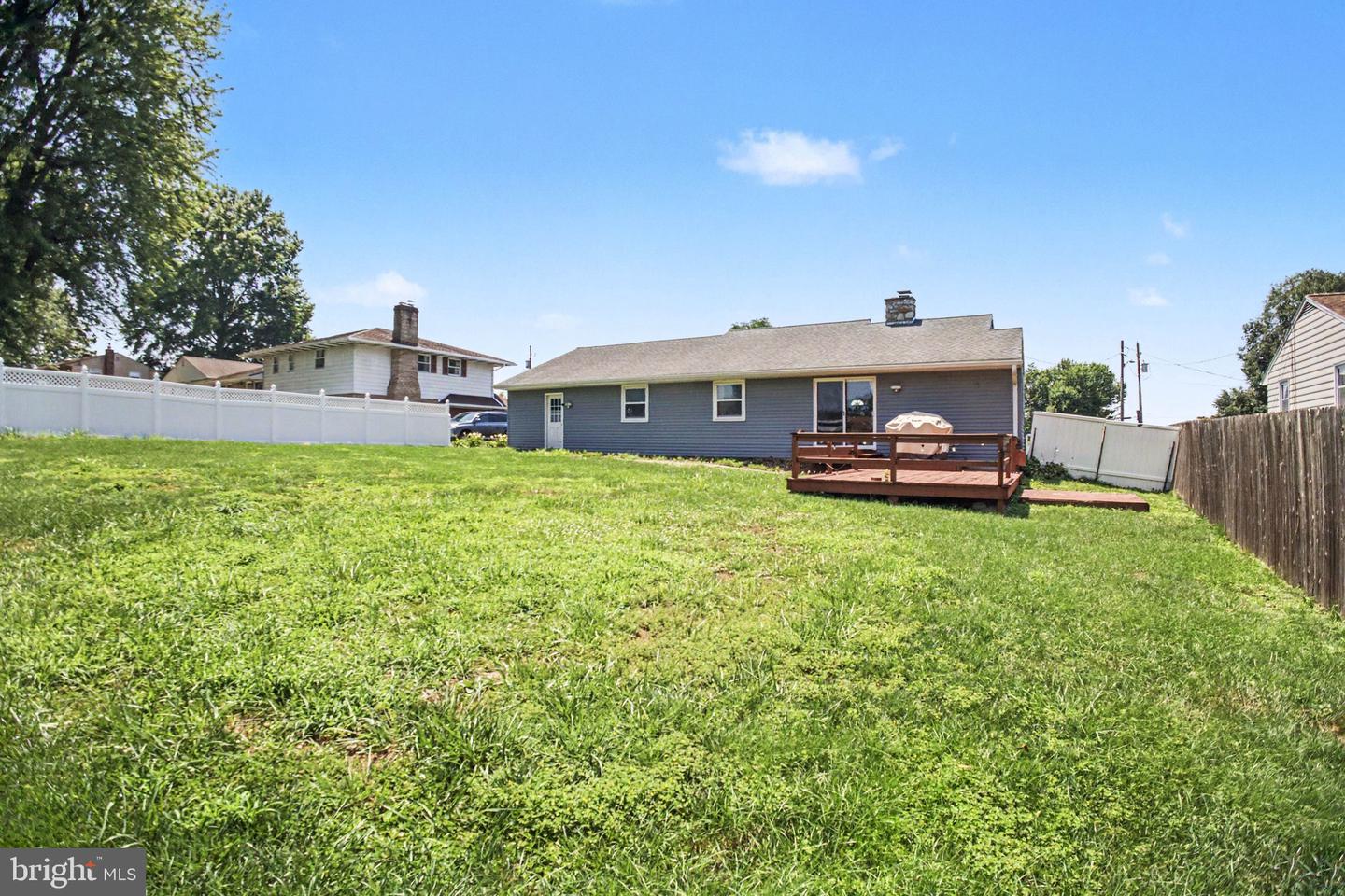 203 Whittier Ln Property Photo 26