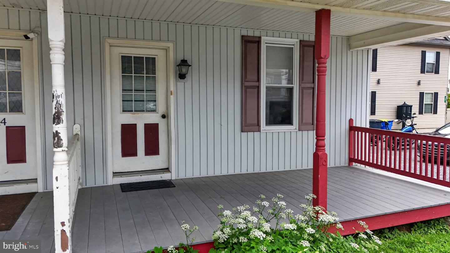 14 N Kinzer Rd Property Photo 15