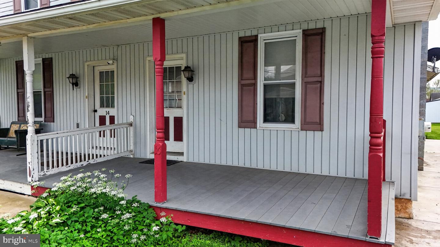 14 N Kinzer Rd Property Photo 17