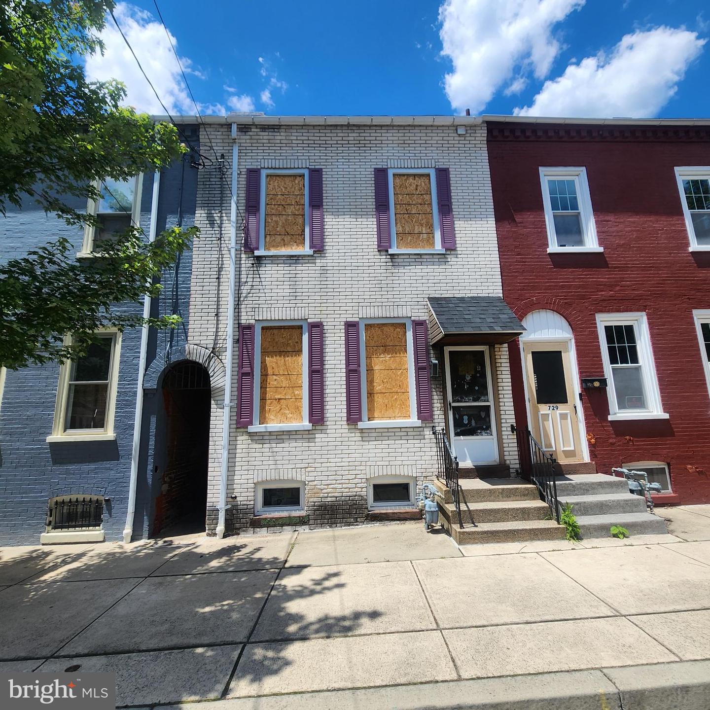 727 Walnut St Property Photo 1