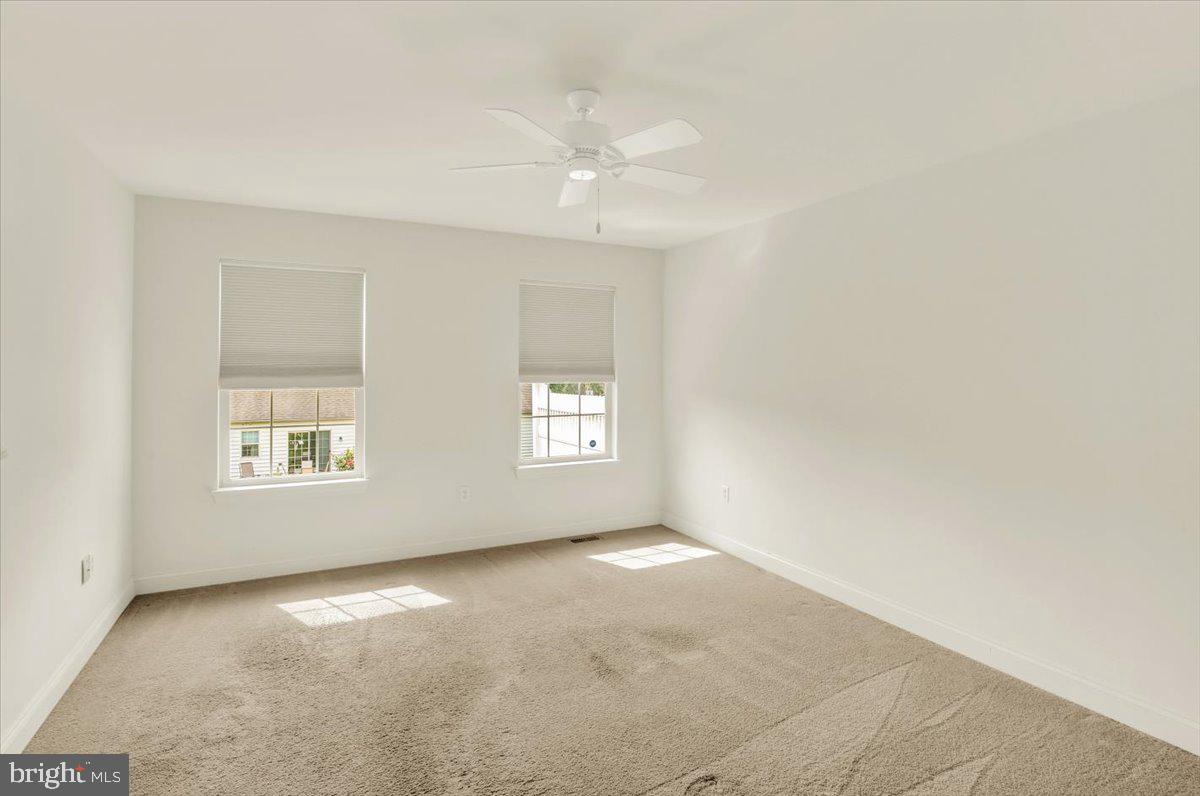 103 Goldenfield Dr Property Photo 13