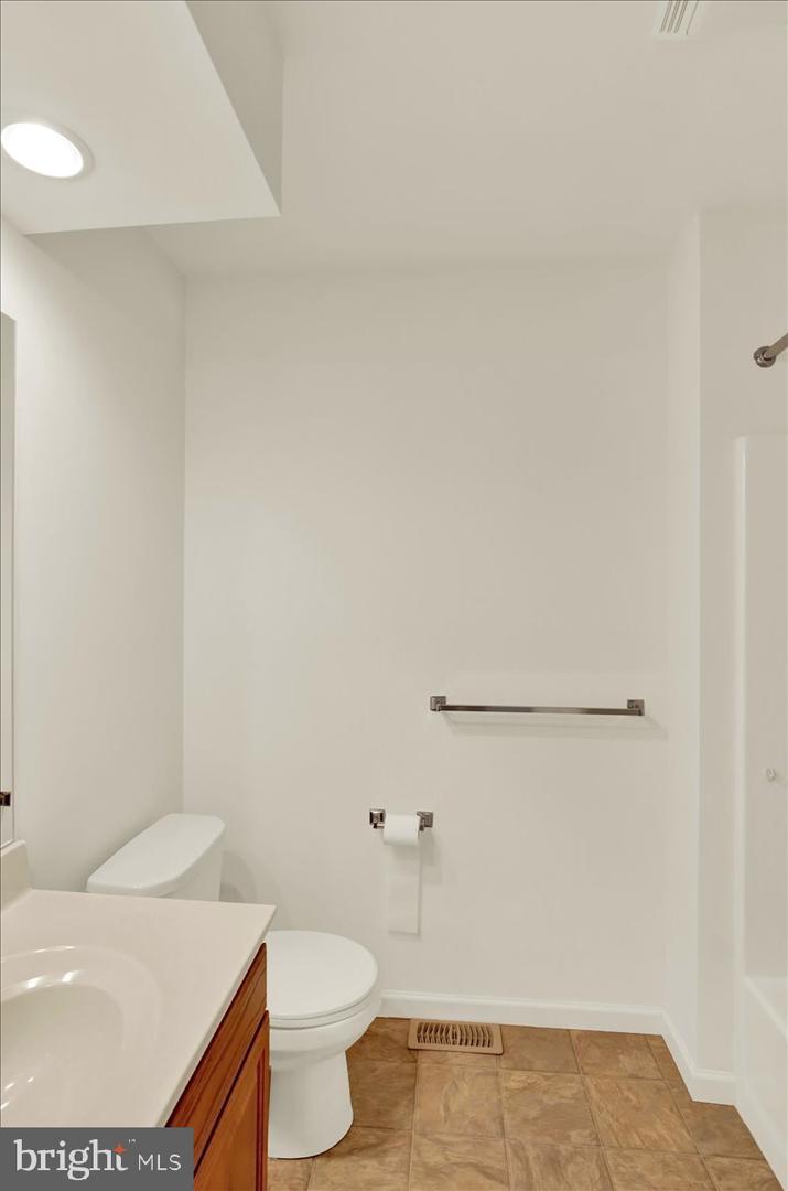 103 Goldenfield Dr Property Photo 21
