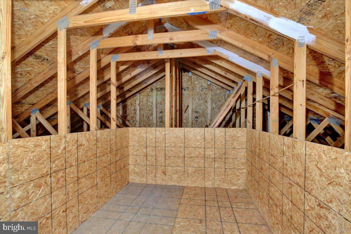 103 Goldenfield Dr Property Photo 26