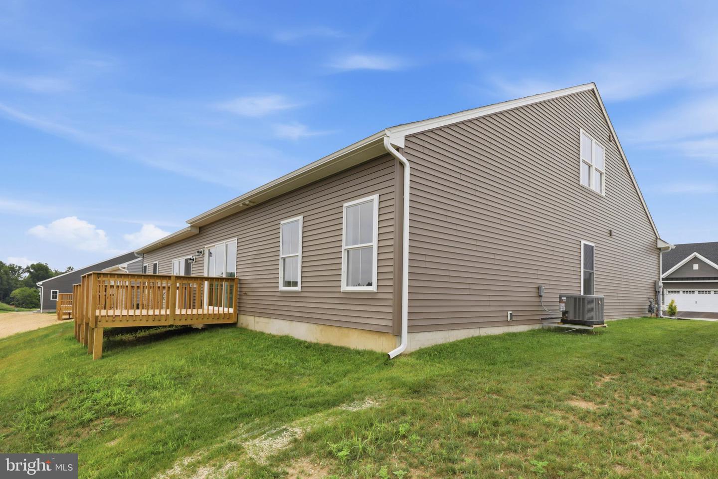 234 Pilgrim Dr Property Photo 41