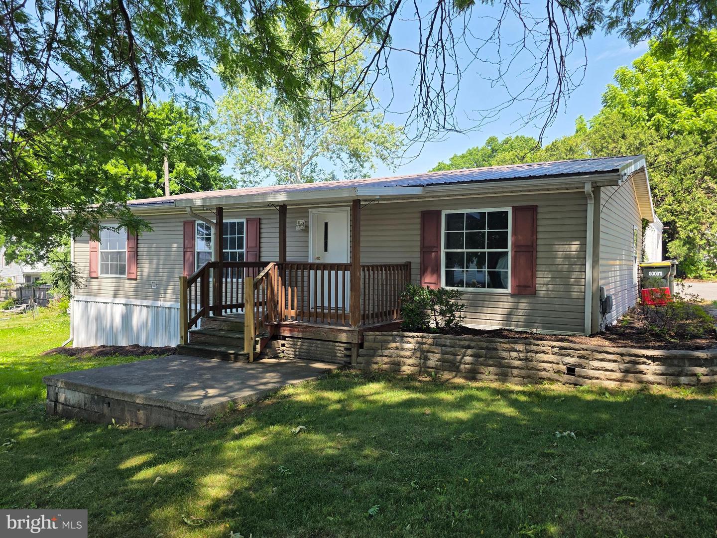 146 N Reamstown Rd Property Photo 17