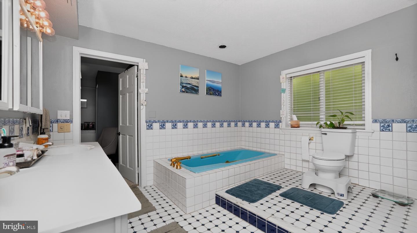 111 Water St Property Photo 27