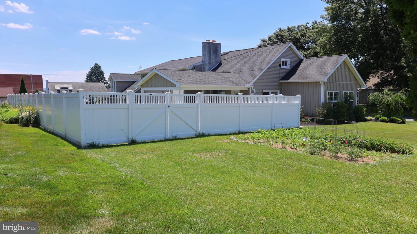 111 Water St Property Photo 49