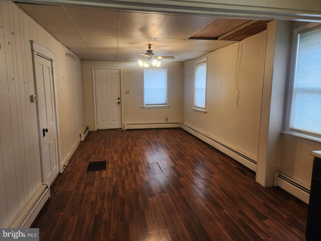 3143 Lincoln Hwy E Property Photo 11