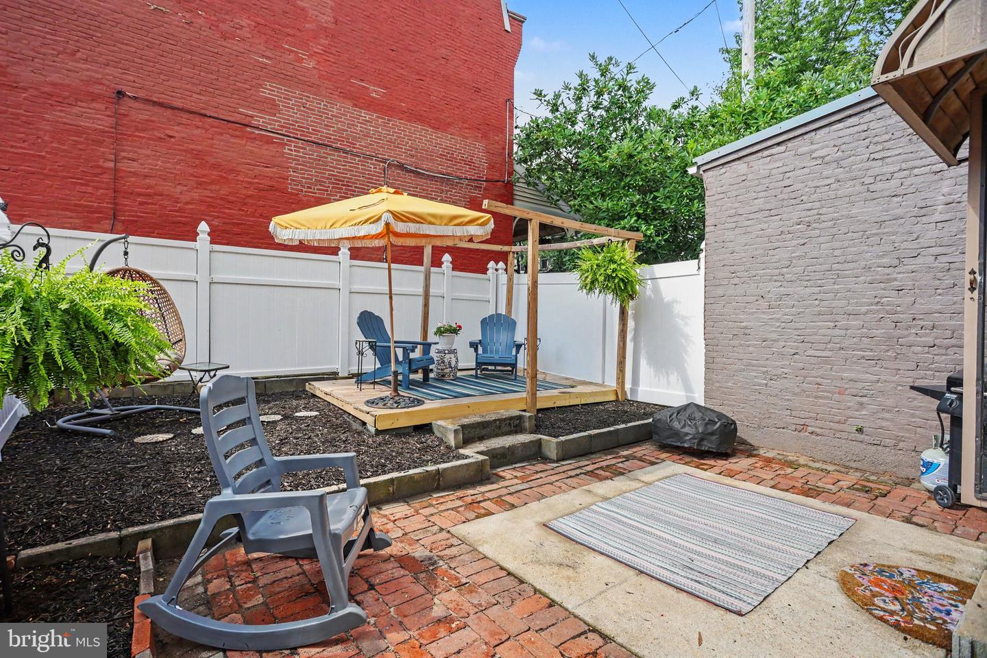 416 W Frederick St Property Photo 23