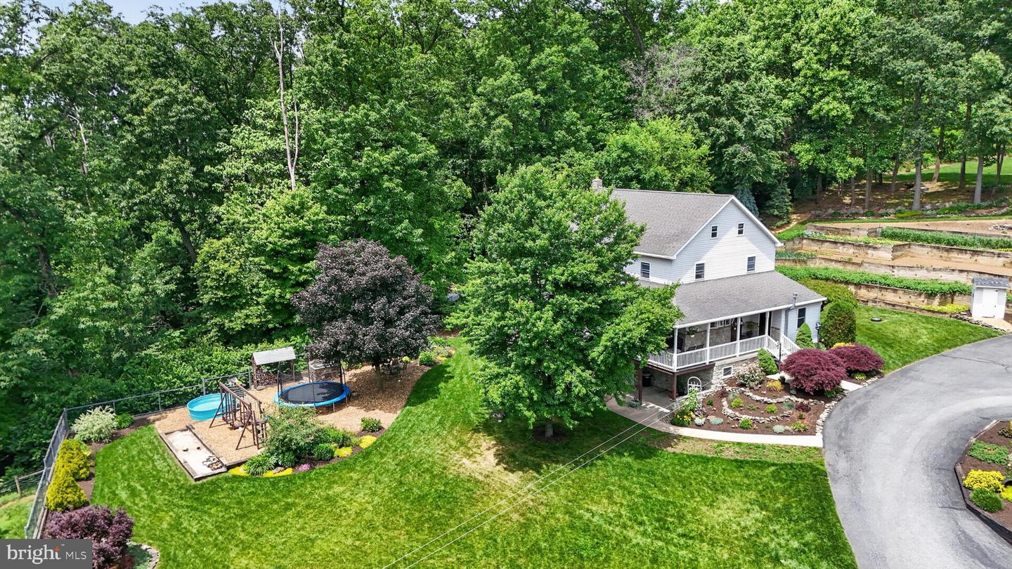 257 Hill Rd Property Photo 17