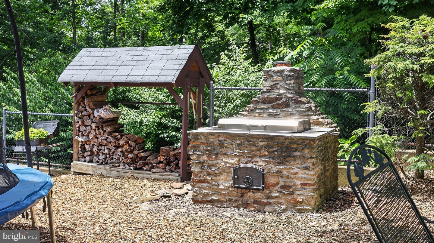 257 Hill Rd Property Photo 35