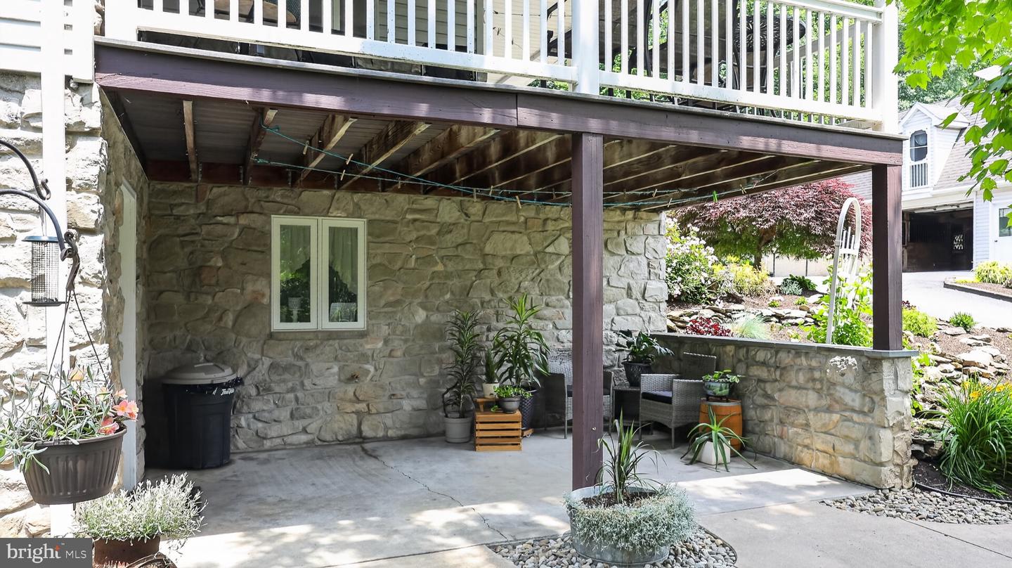 257 Hill Rd Property Photo 37