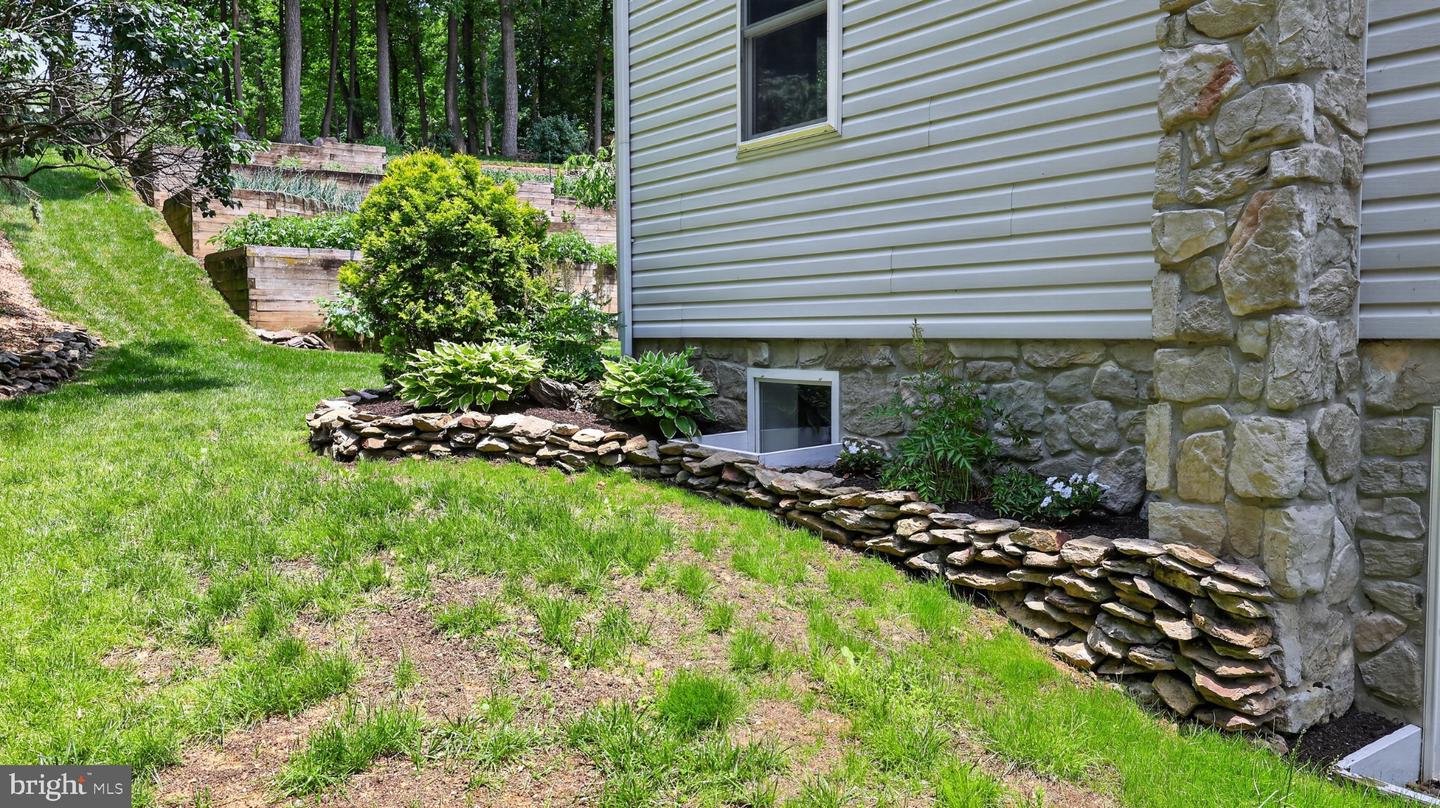 257 Hill Rd Property Photo 38