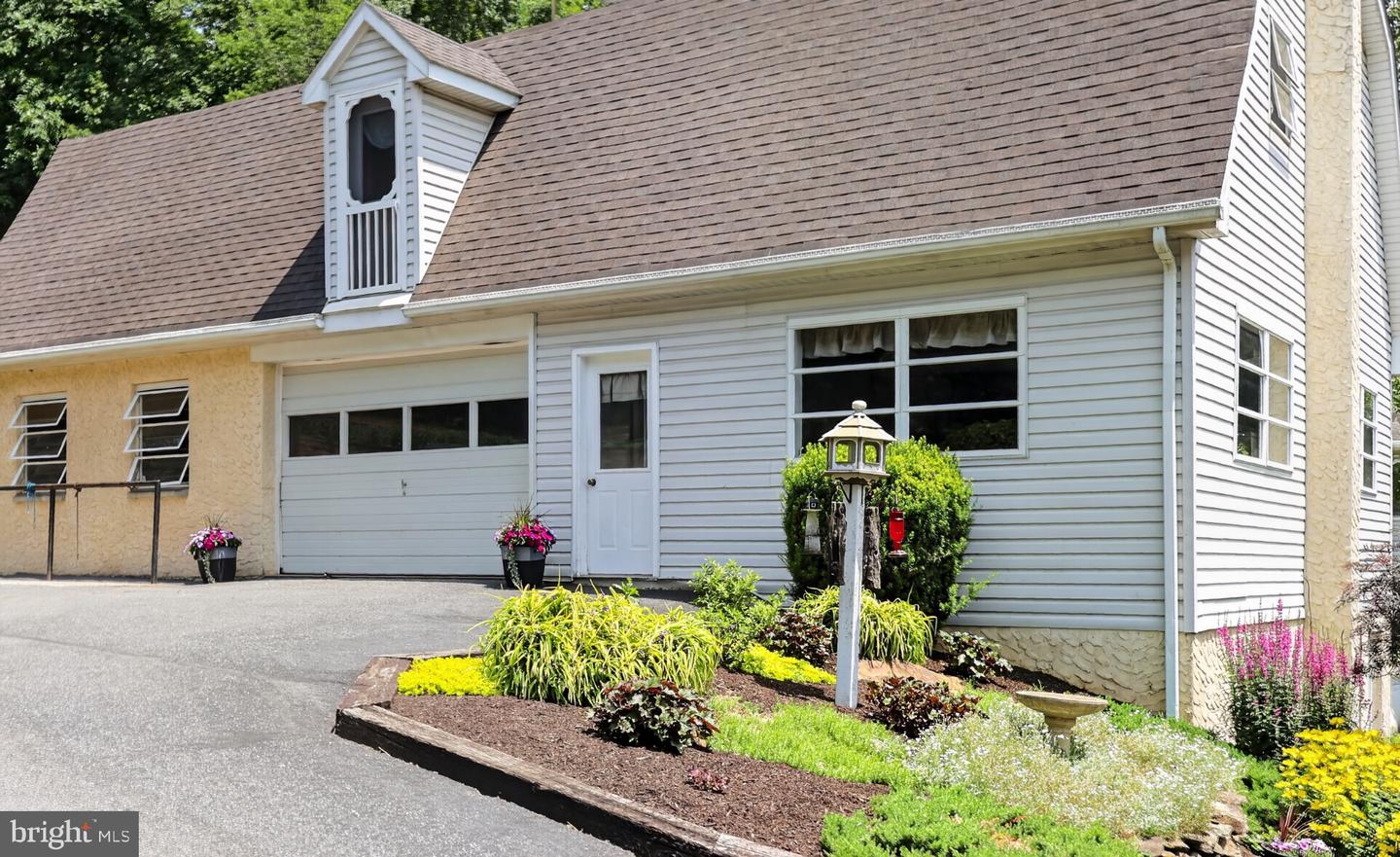 257 Hill Rd Property Photo 43