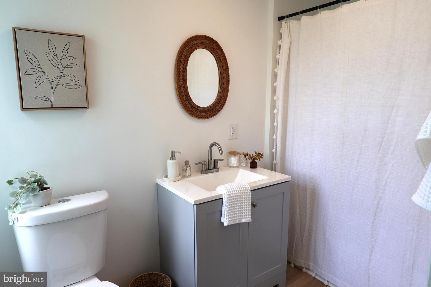 540 Green St Property Photo 15