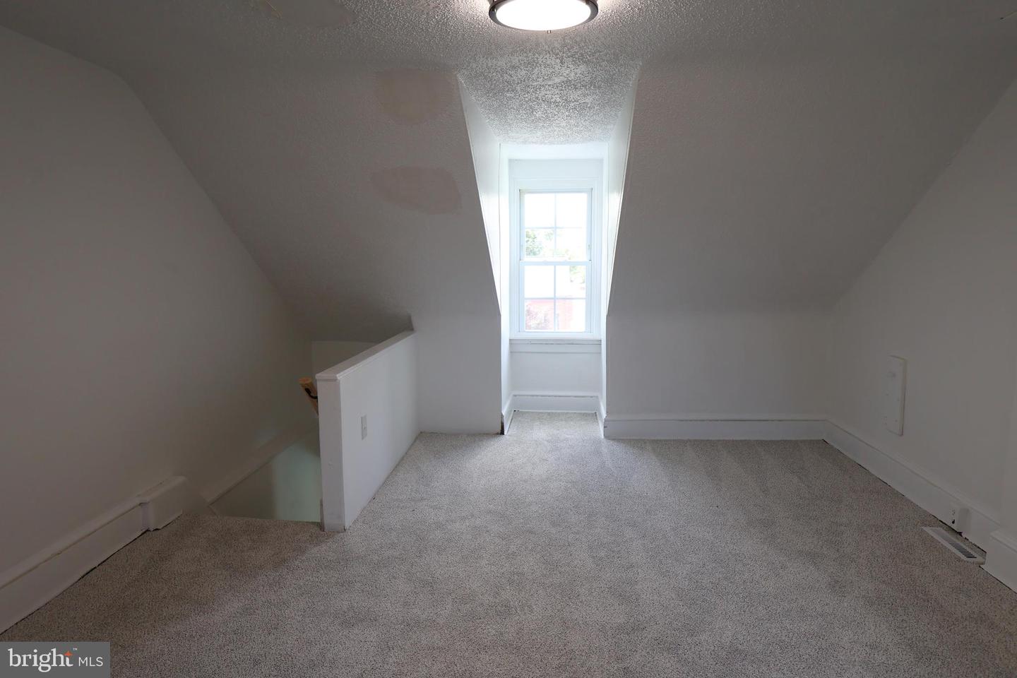 540 Green St Property Photo 22