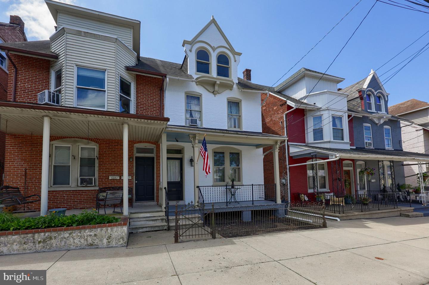 604 Union St Property Photo 1