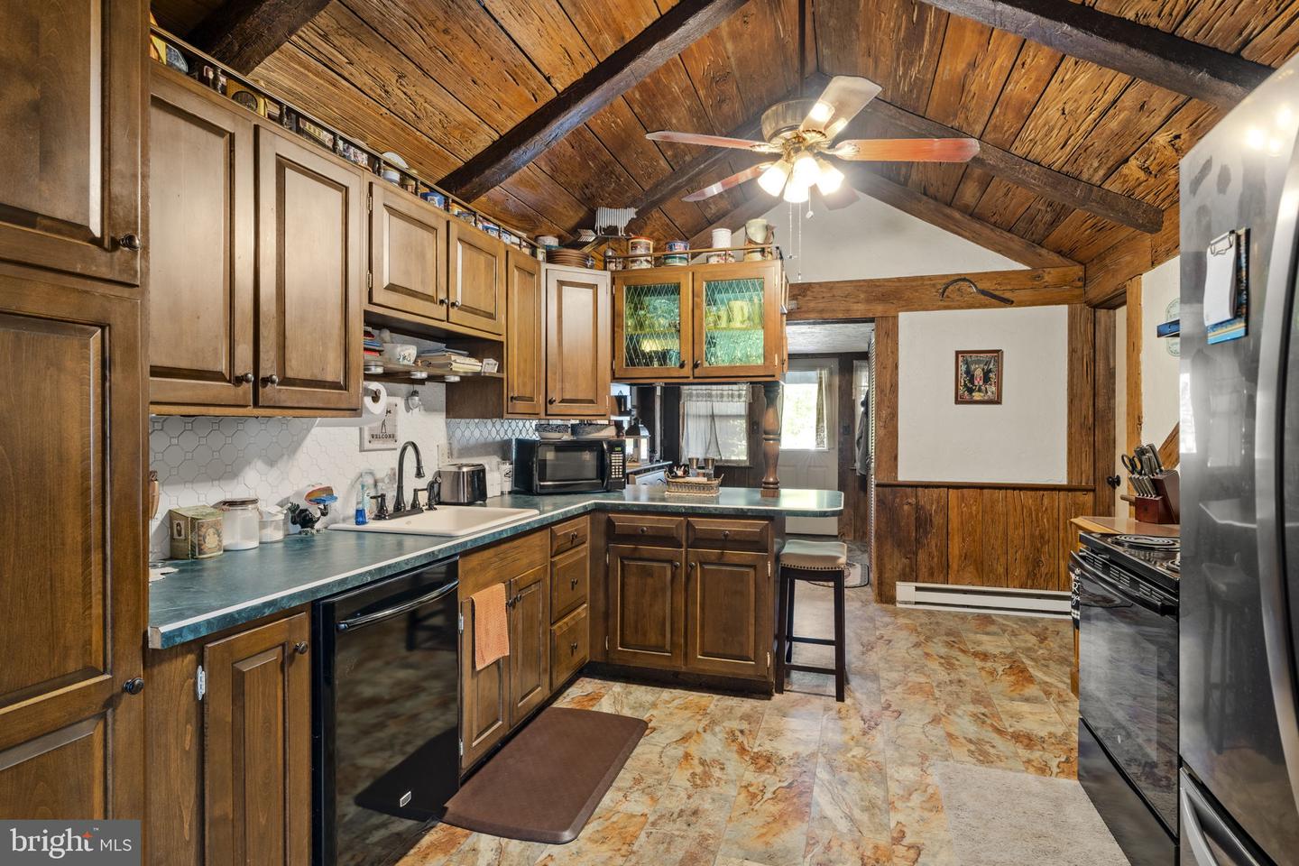 225 Hartings Park Rd Property Photo 28