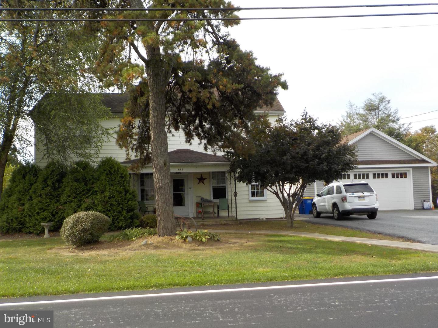 1443 Shumaker Rd Property Photo 2