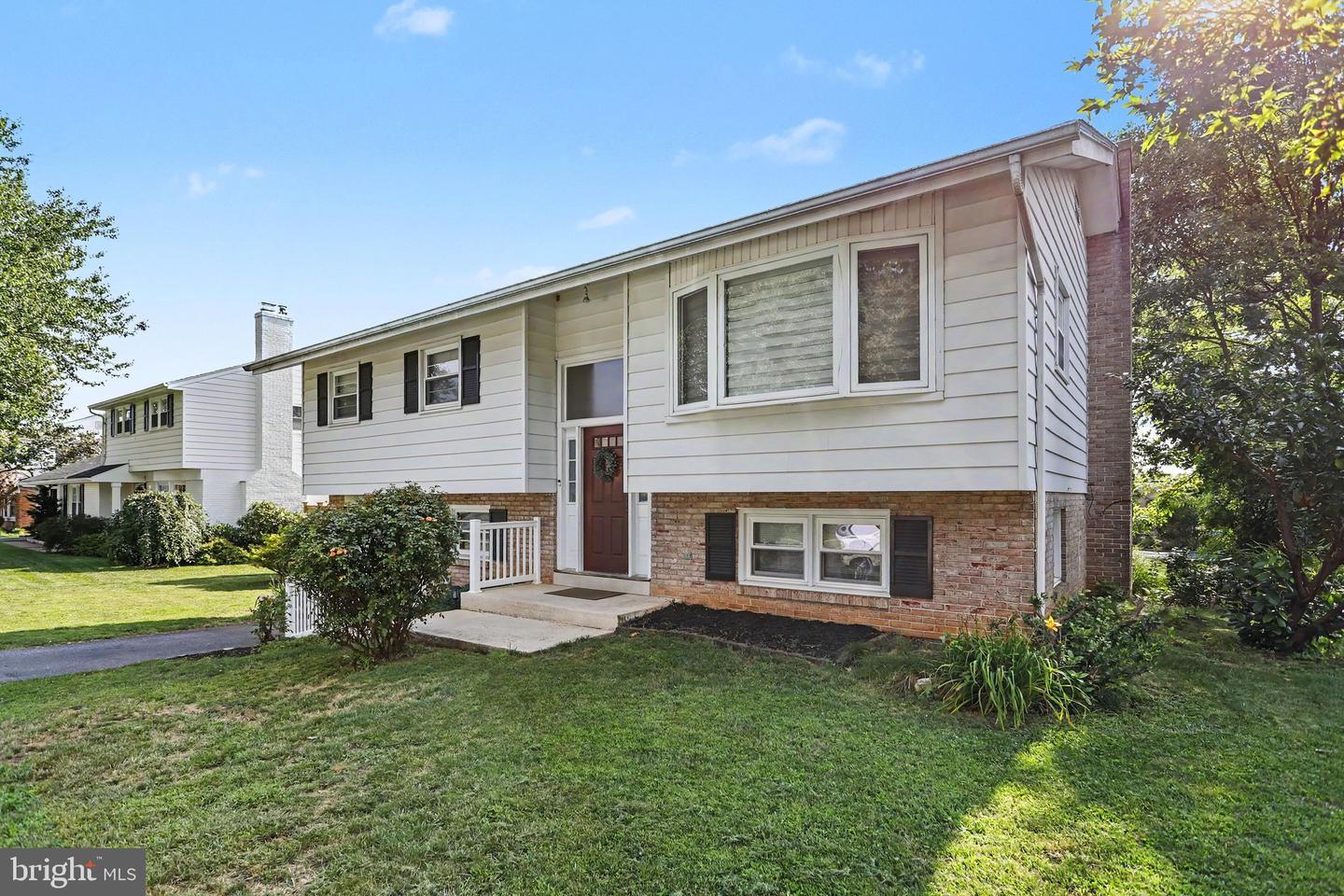 2148 Sherwal Ave Property Photo 4