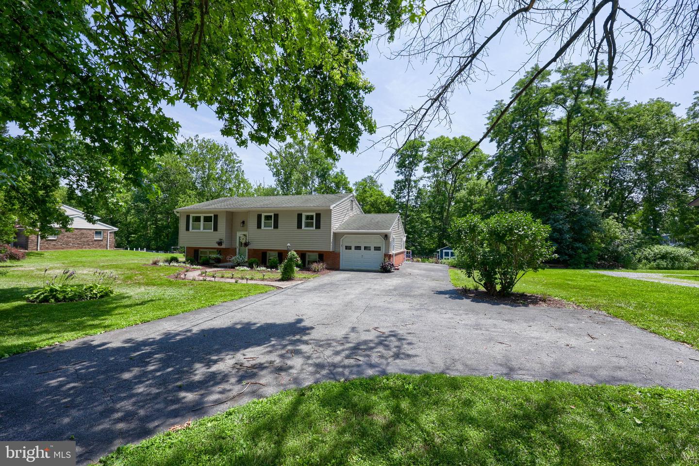 3356 Turnpike Rd Property Photo 3