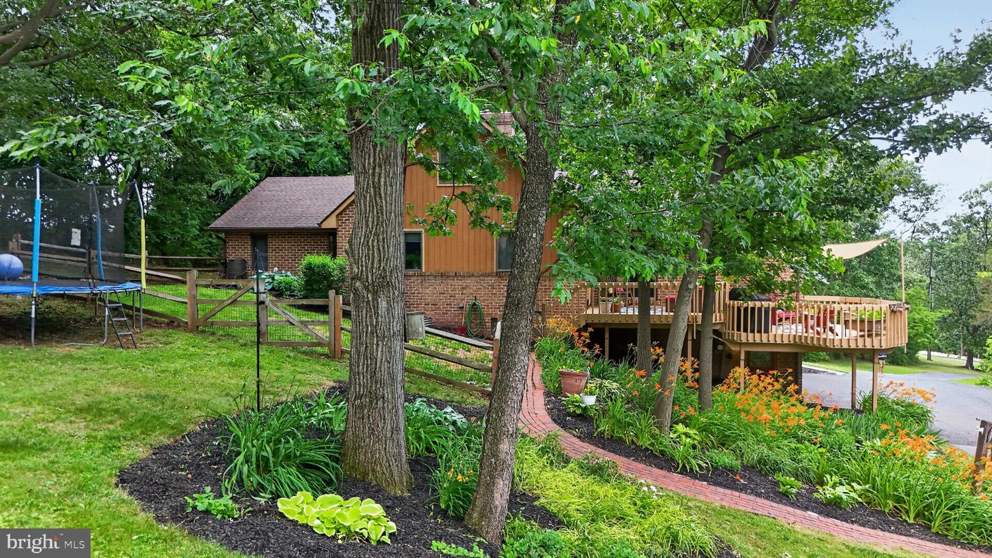 2571 Valley View Rd Property Photo 49