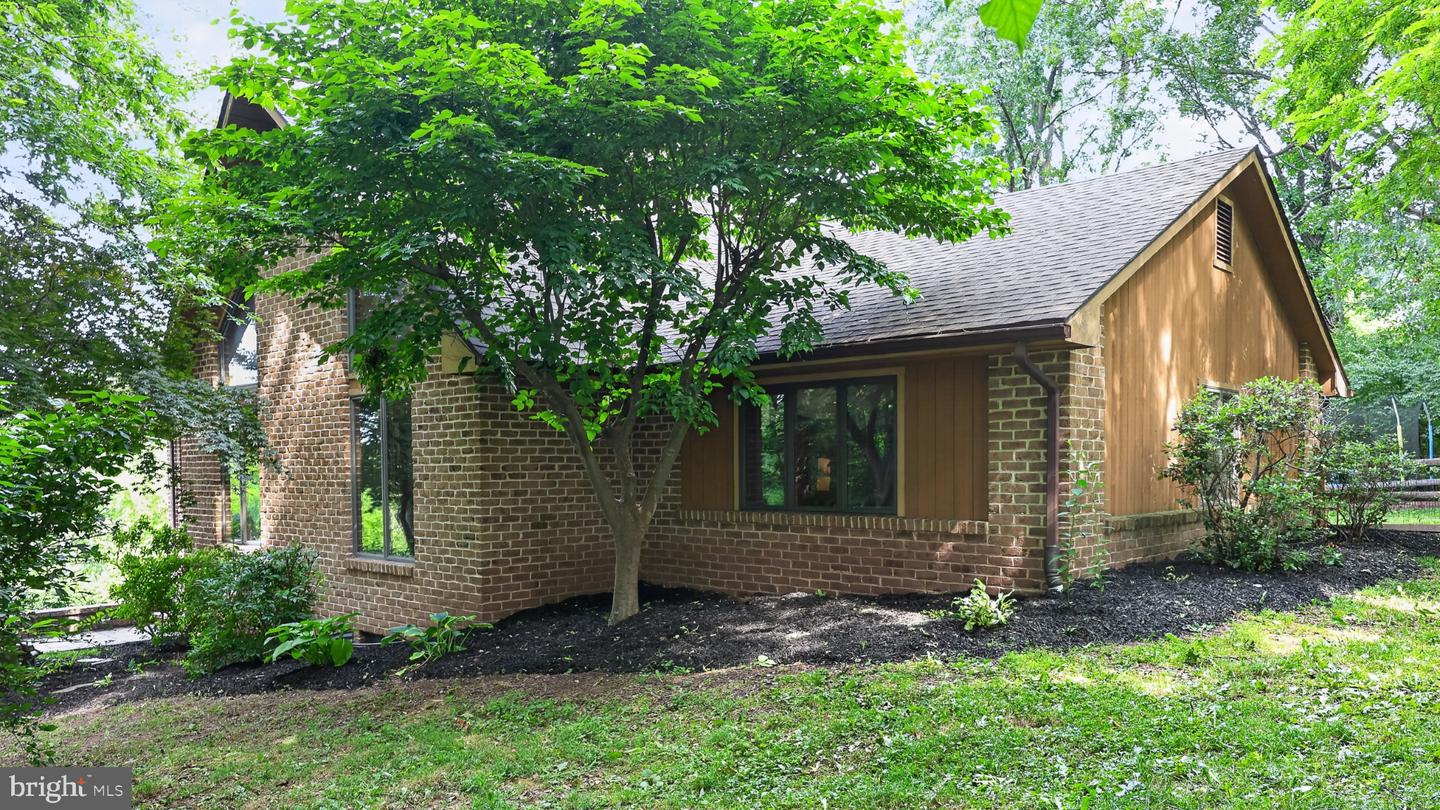 2571 Valley View Rd Property Photo 51
