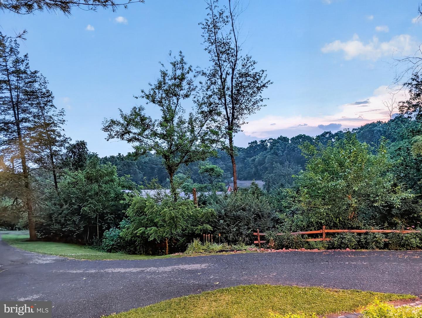 2571 Valley View Rd Property Photo 67
