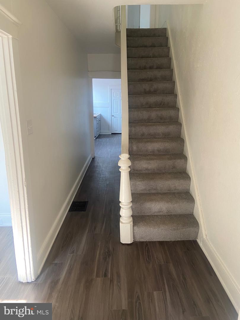 124 S Arch St Property Photo 3