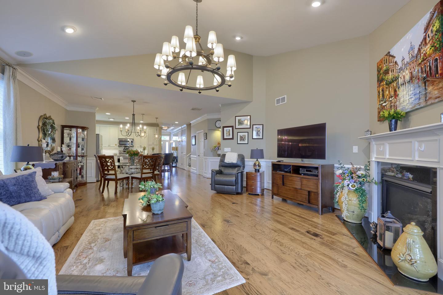 1068 Constitution Dr Property Photo 33