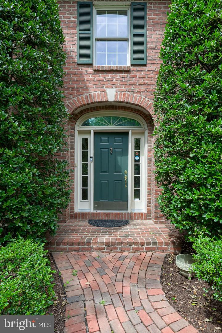 1 Warren Cir Property Photo 5