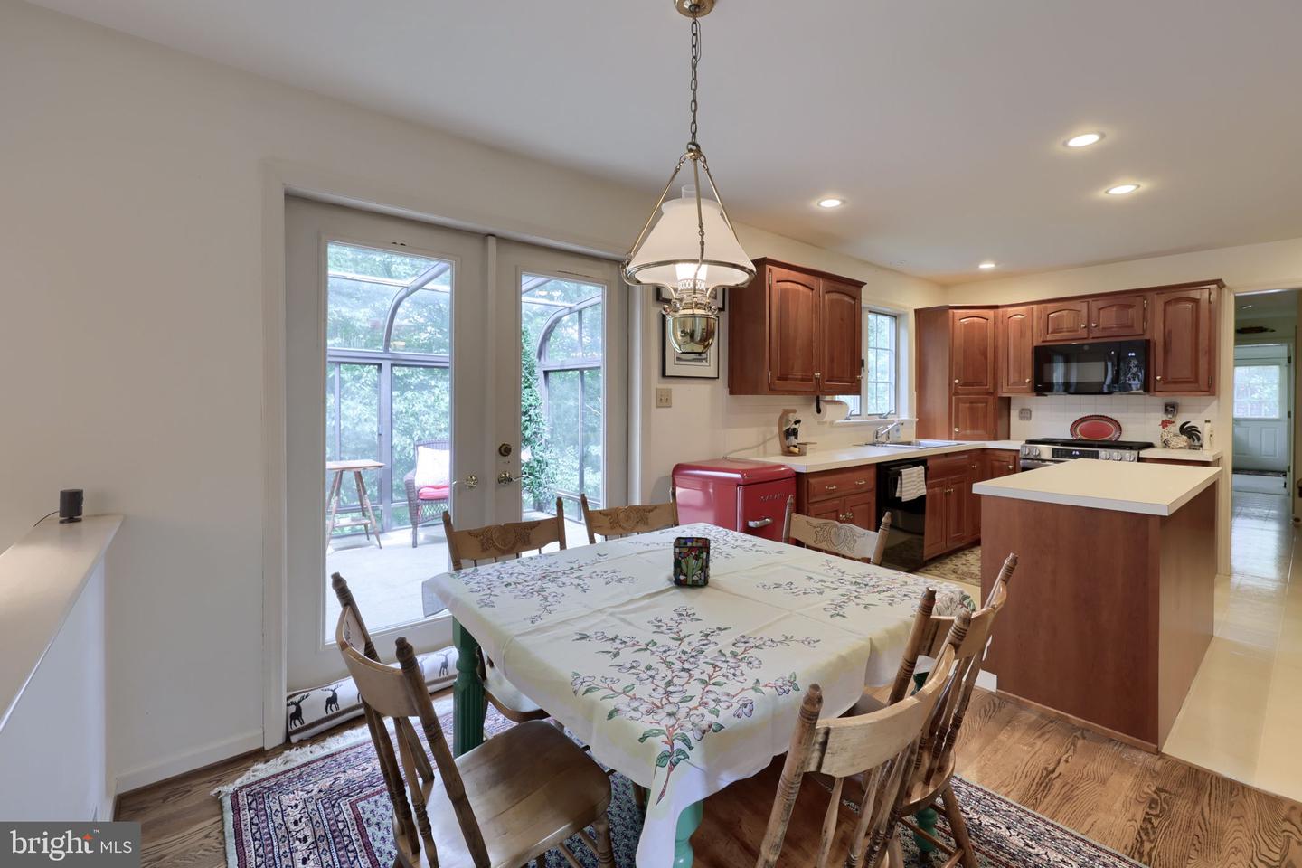 1 Warren Cir Property Photo 15
